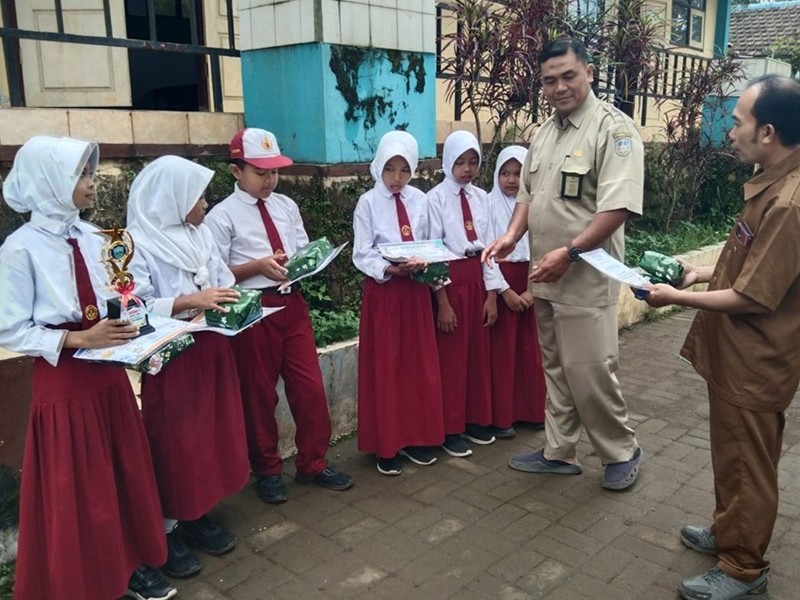 PEMBAGIAN HADIAH PEMENANG DALAM RANGKA PESANTREN ROMADHON 2026